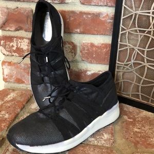 Easy Spirit slip-on sneakers size 9.5 women